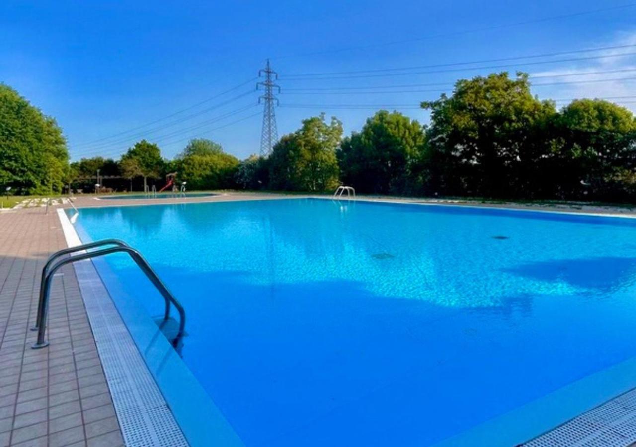 Wendy Apartment- Twobedroom & Pool & Parkprivatefree & Sports Desenzano del Garda Ngoại thất bức ảnh