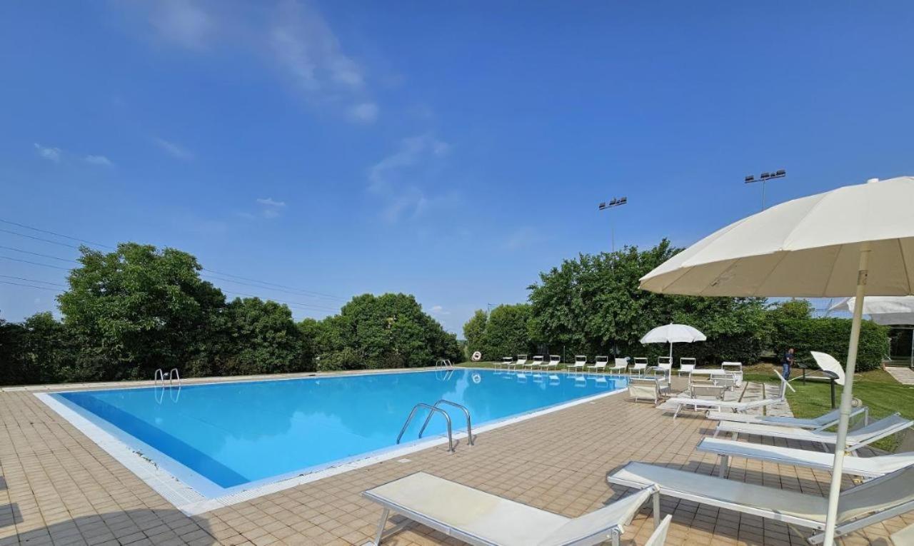 Wendy Apartment- Twobedroom & Pool & Parkprivatefree & Sports Desenzano del Garda Ngoại thất bức ảnh