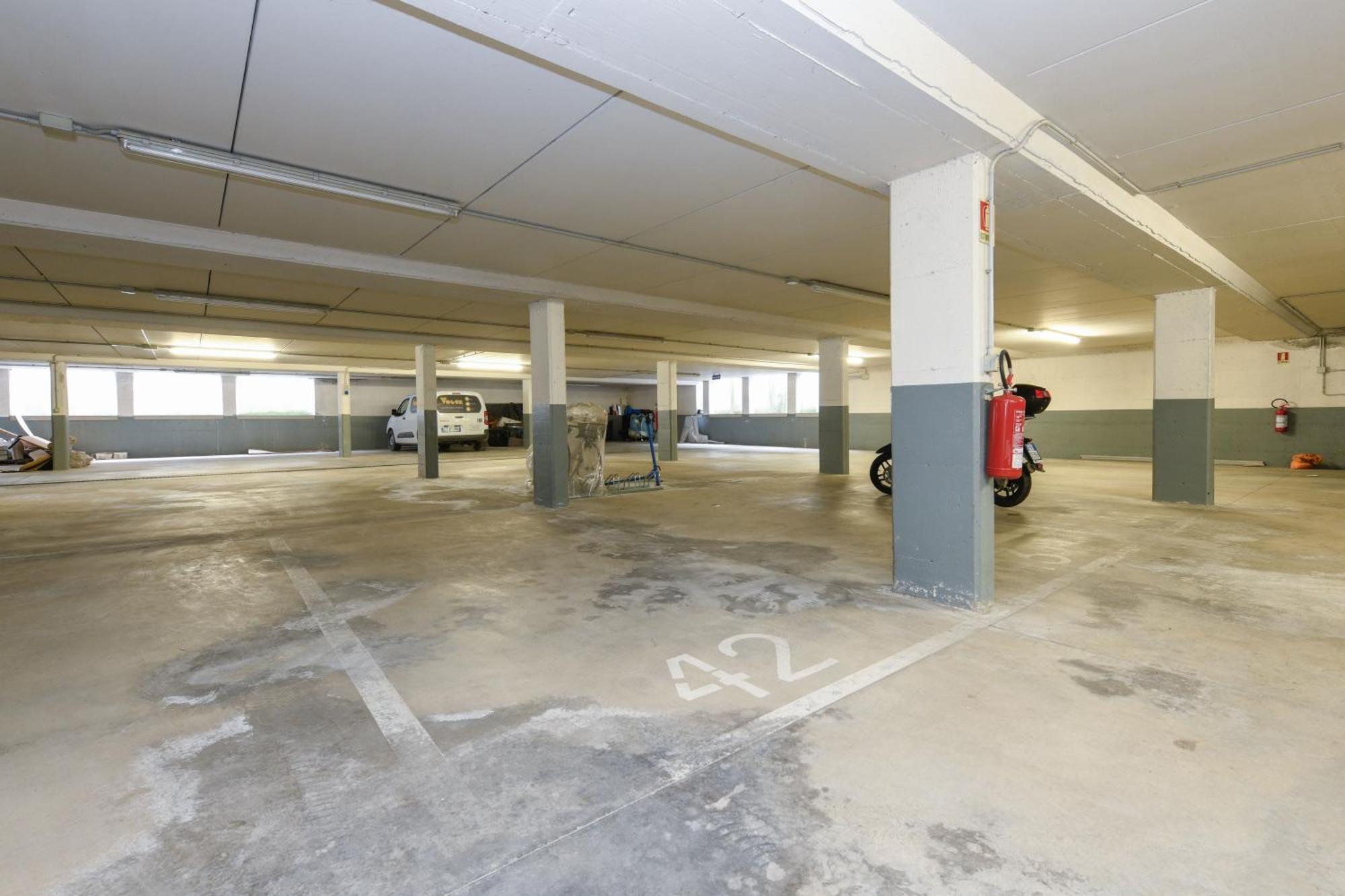 Wendy Apartment- Twobedroom & Pool & Parkprivatefree & Sports Desenzano del Garda Ngoại thất bức ảnh