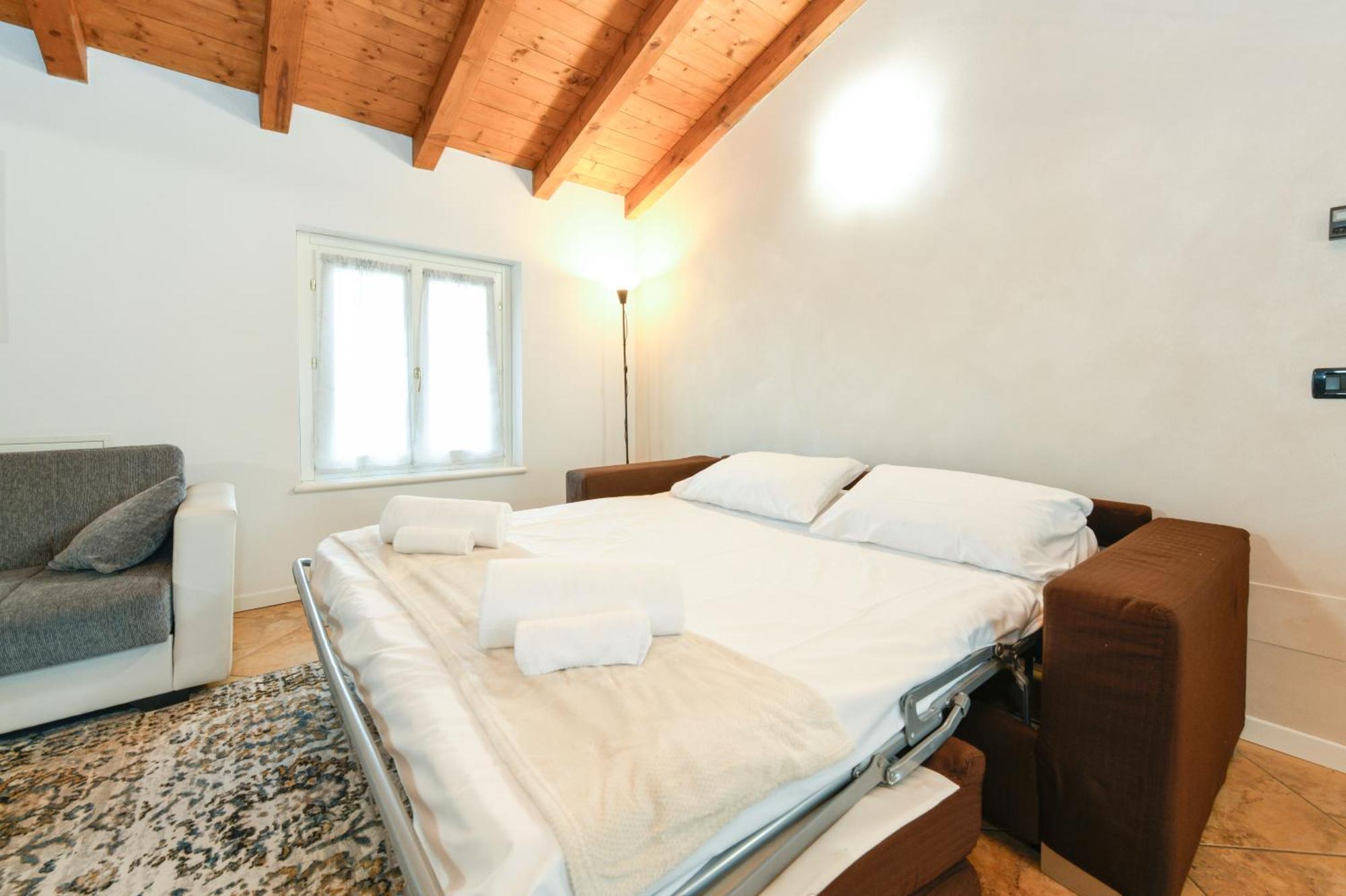 Wendy Apartment- Twobedroom & Pool & Parkprivatefree & Sports Desenzano del Garda Ngoại thất bức ảnh